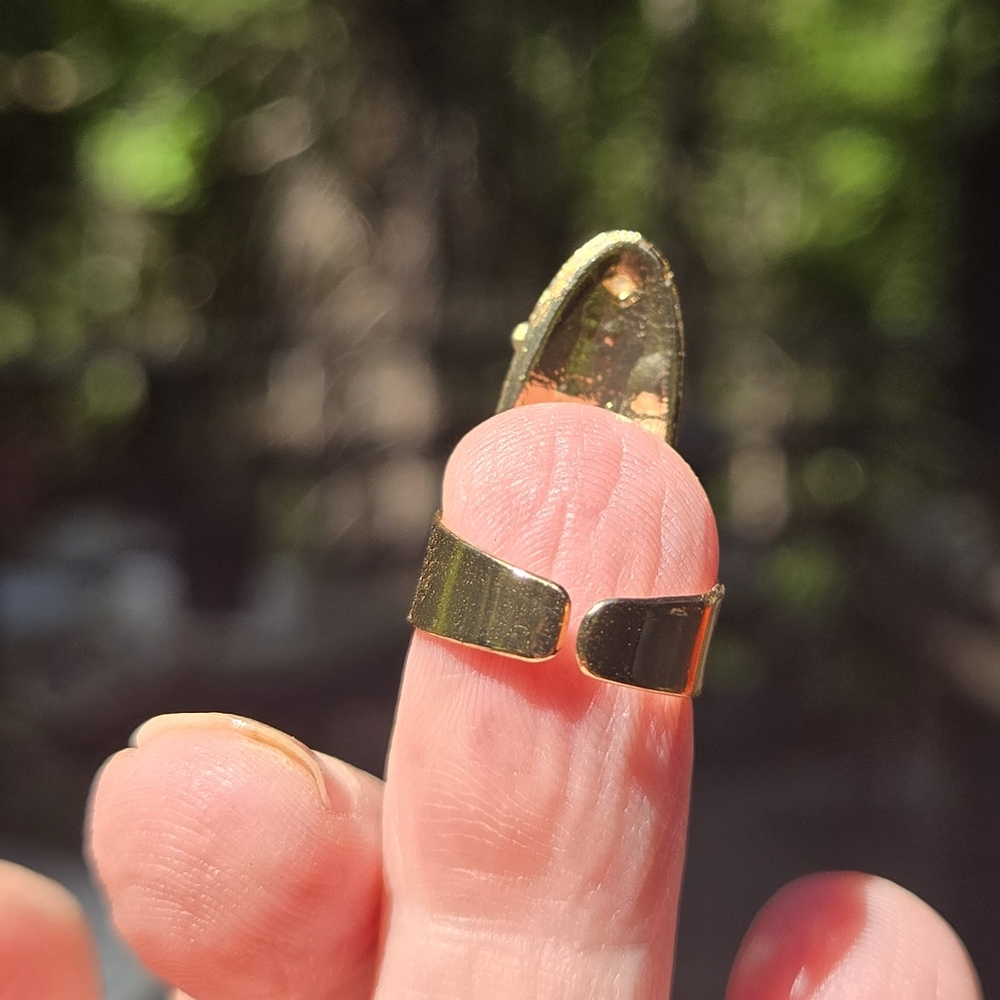 Gold and White Crystal & Pearl Midi "Nail" Ring - Picture 5 of 5